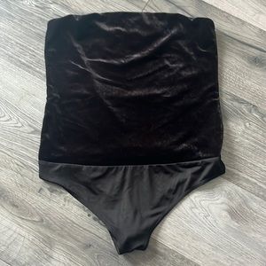 Black velvet Bodysuit strapless